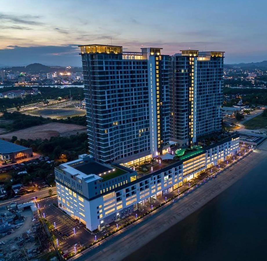 Aisi3 Studio Seaview At Tanjung Lumpur Kuantan Exterior photo